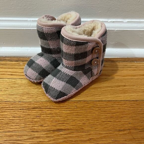 UGG boots plaid pink baby girl size 2/3‎ - Picture 2 of 6